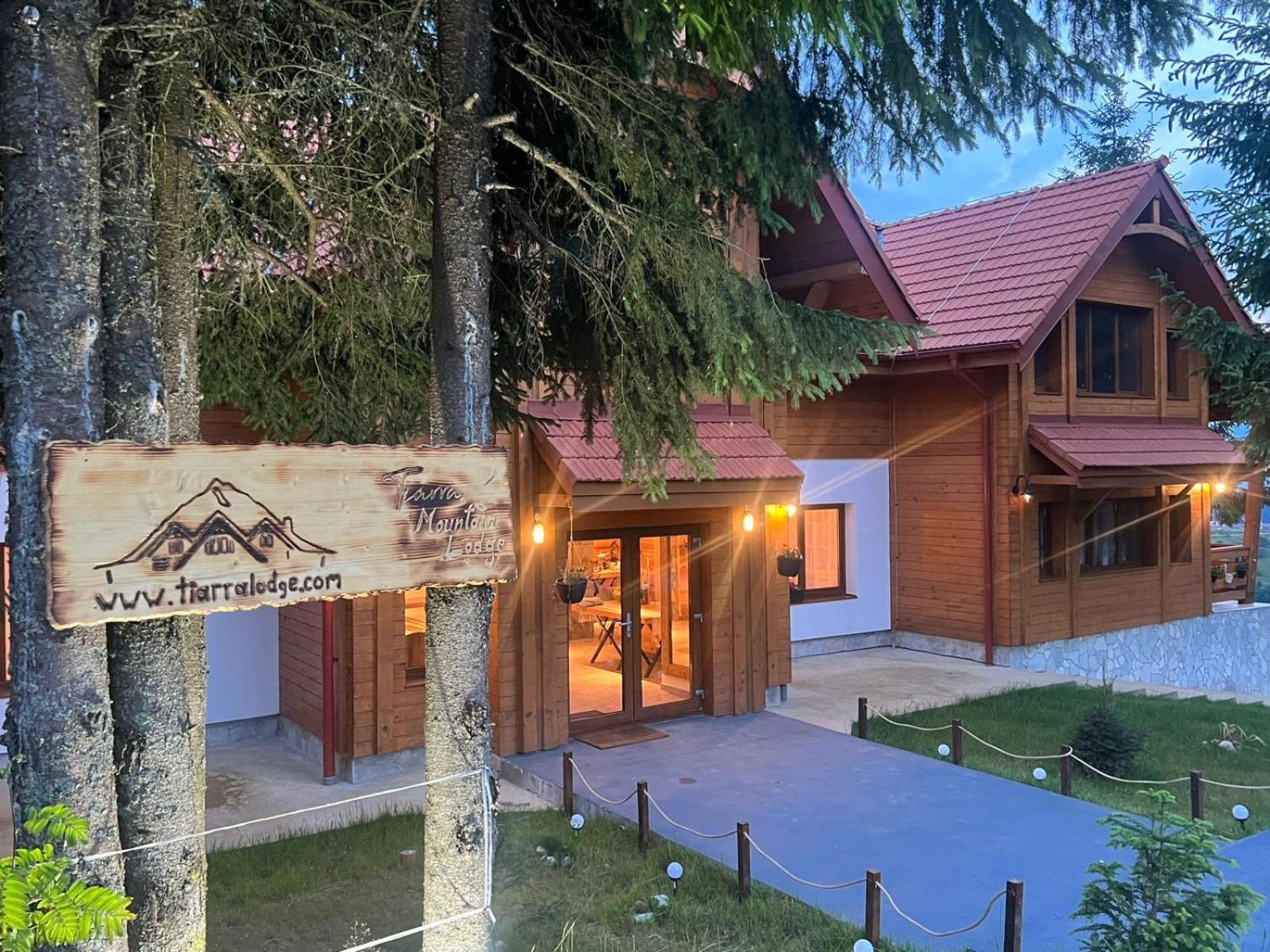 Tiarra Mountain Lodge Belis ภายนอก รูปภาพ